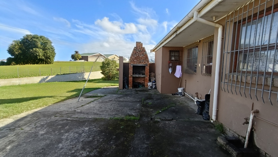 4 Bedroom Property for Sale in Delvillepark Western Cape